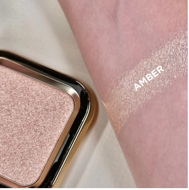 1ÈRE SCÈNE ILLUMINATEUR COMPACT
