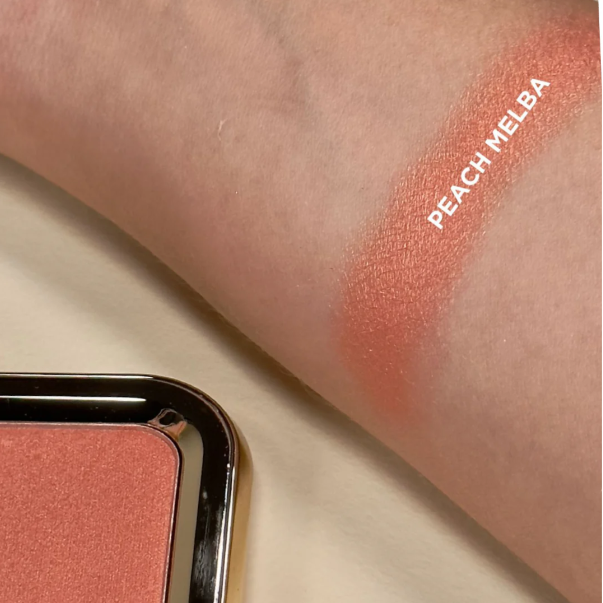 BLUSH COMPACT 1ST SCÈNE