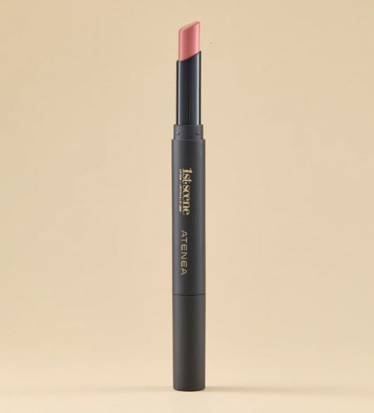CRAYON À LÈVRES + ROUGE À LÈVRES 1ÈRE SCÈNE