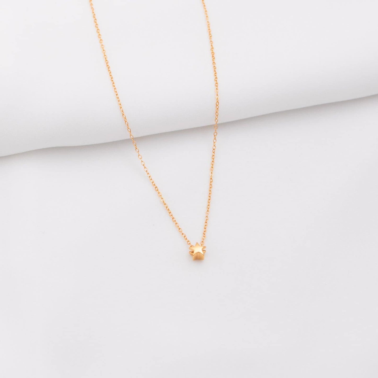 COLLIER MINI ÉTOILE
